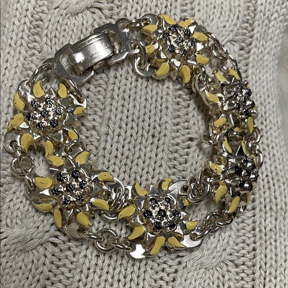 Vintage Jewelry - Vintage Silver and Yellow Floral Bracelet